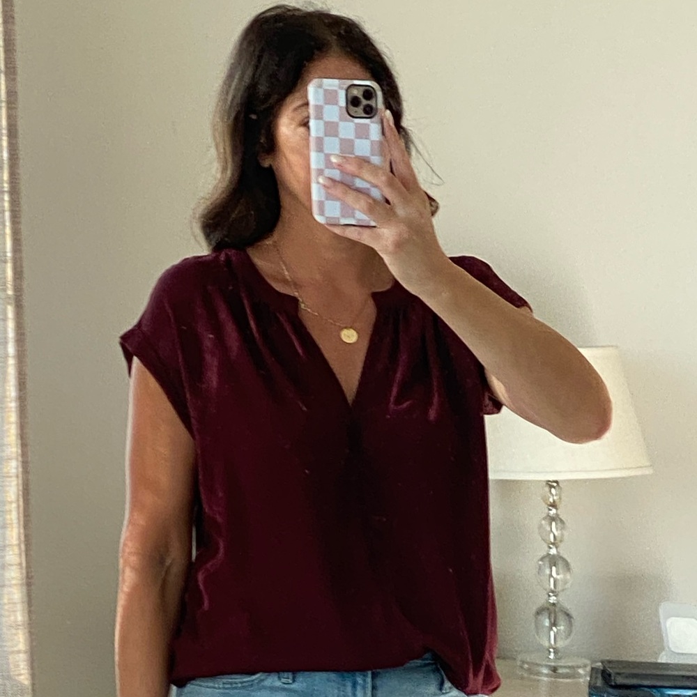 Philosophy Burgundy Short Sleeve V-Neck Blouse